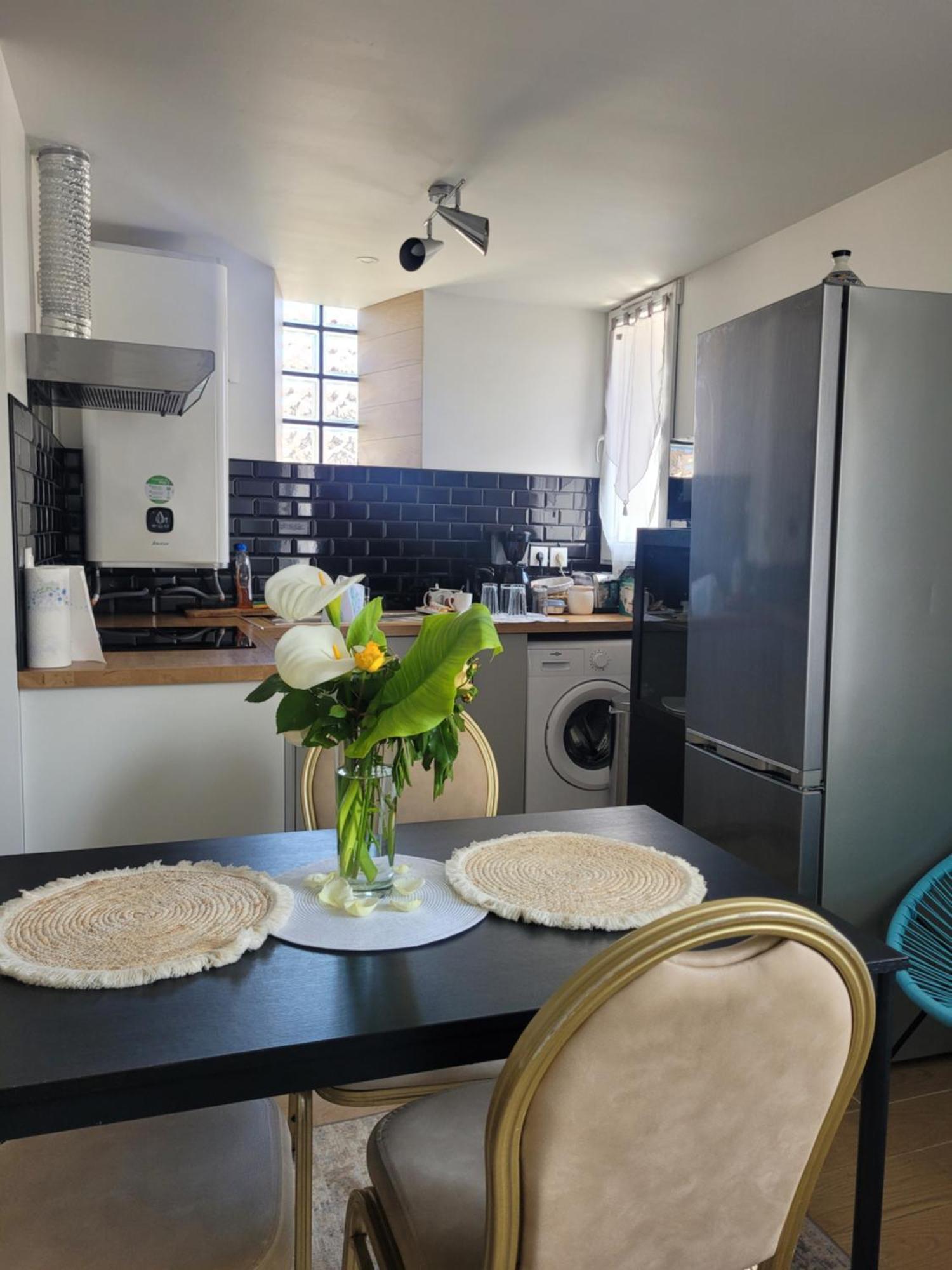 Appartement Prive A 15Mn De Paris Et Proche Enghien Les Bains Groslay Bilik gambar